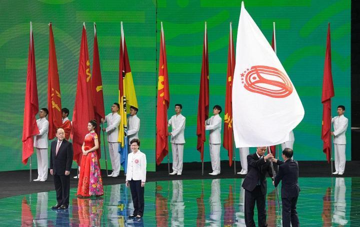 2025新澳门或香港正版免费挂牌及新澳门2025最新款免费,全面释义、解释与落实-警惕虚假宣传-全面释义、解释与落实