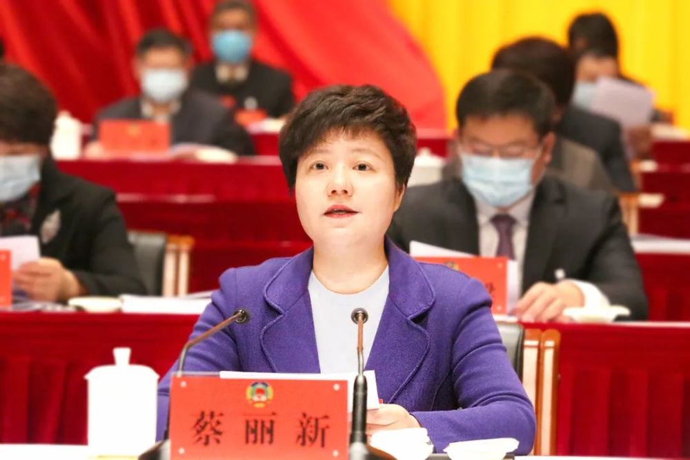 蔡莉最新动态,明星闪耀,前行不止