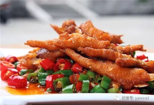 大饭店最新菜品探秘,美食新疆界之旅