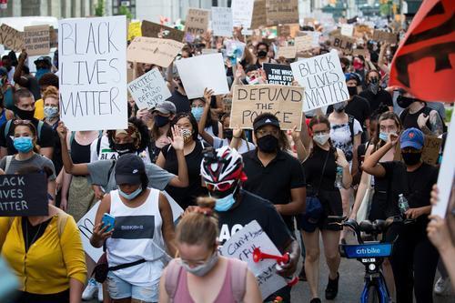 美国疫情最新概述与动态更新