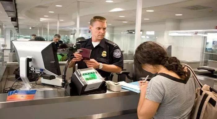 美国微信,发展、变革与面临的挑战