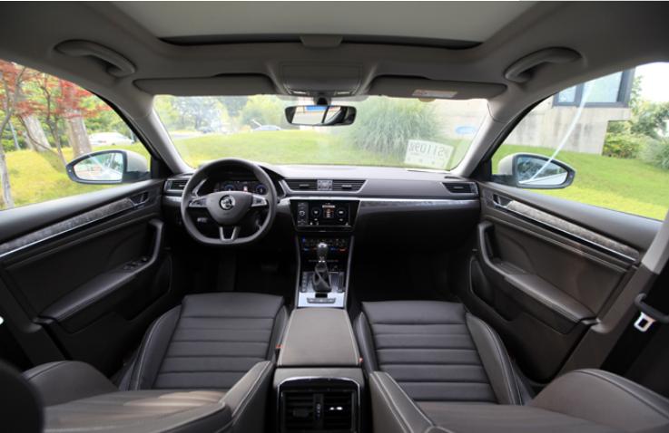 揭秘,新时代典范,豪华与科技并重的2019款雅阁最新消息亮相!