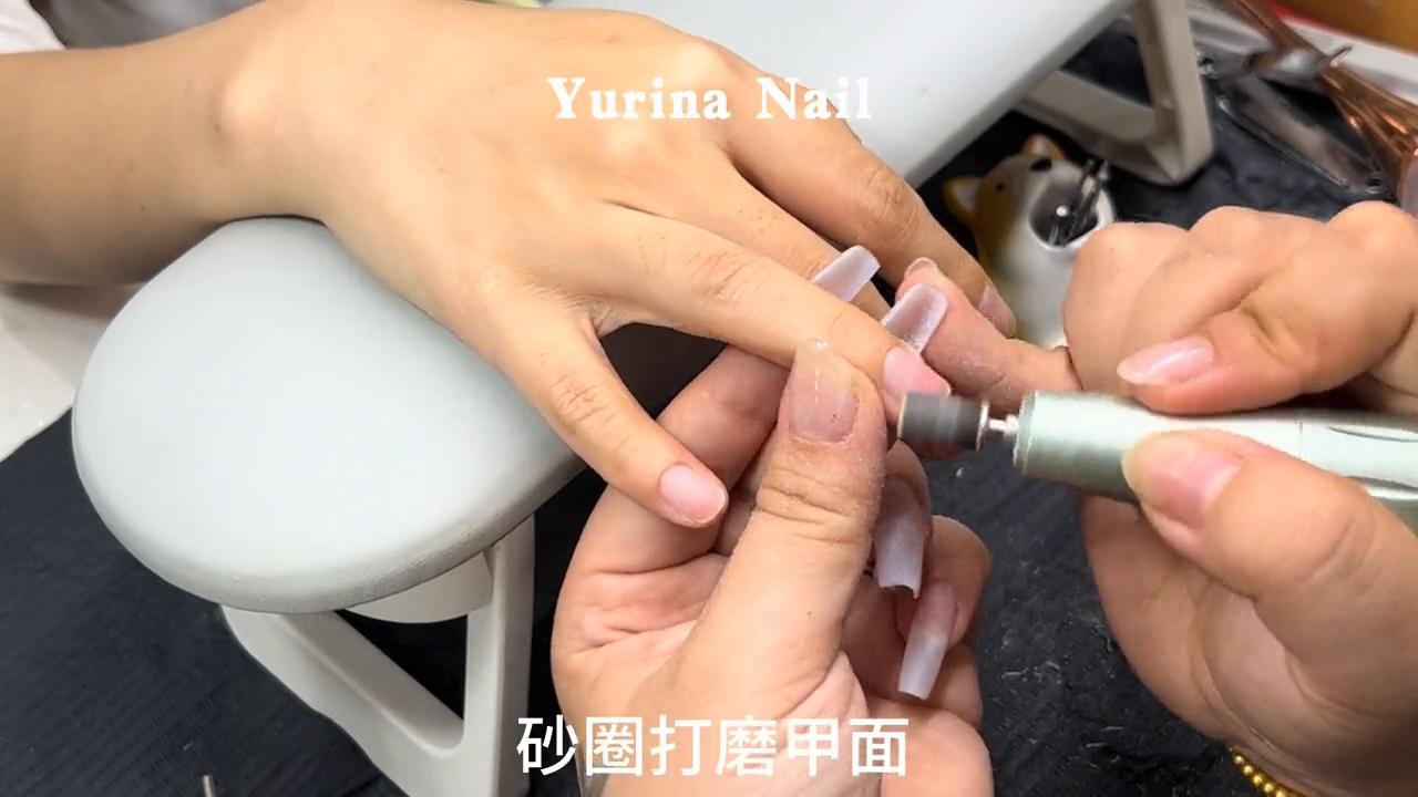 最新款本甲美甲,引领时尚潮流的尖端之选